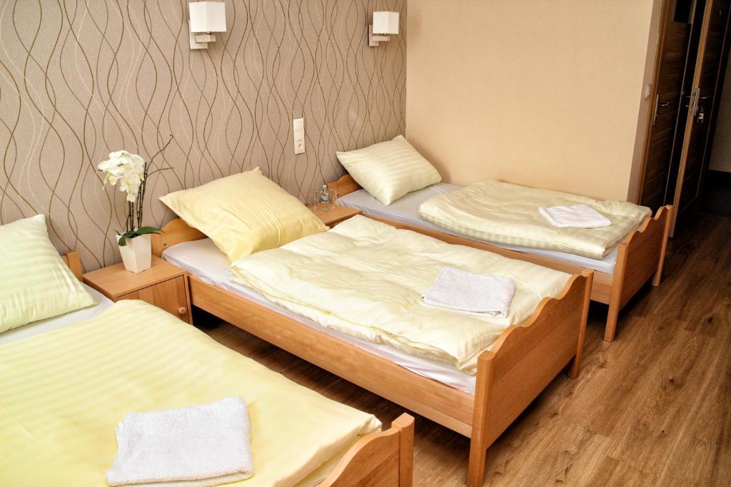 Gorzyń 匝亚德奥斯特旅馆酒店 客房 照片